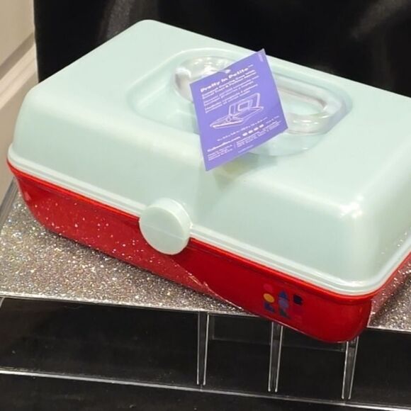 Caboodles Pretty In Petite Makeup Organizer- Mint Over Burgandy - Picture 5 of 7